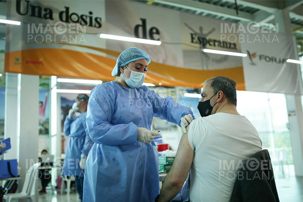 El nuevo coronavirus y el viejo dilema de las vacunas