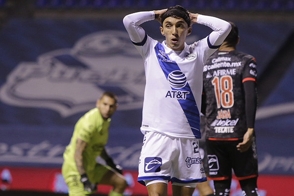 Omar Fernández podría ser otra baja del Puebla