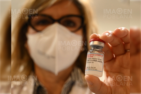 Italia suspende vacuna de AstraZeneca para menores de 60 años