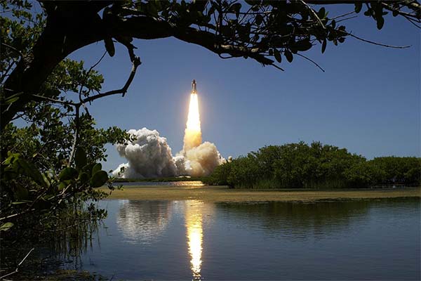 El primer viaje de turismo espacial con Jeff Bezos costará 28 mdd