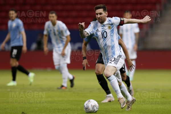 Argentina derrota a Uruguay y consigue su primera victoria en la Copa América