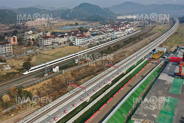 Ferrocarril de alta velocidad Beijing-Shanghai llega a 1,350 millones de pasajeros