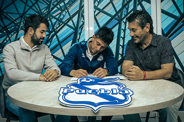 La ganga por la que el Puebla adquirió al chileno Pablo Parra