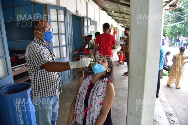 La India supera los 30 millones de contagios por COVID-19