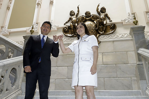 Transición en Puebla Capital, con muestras de civilidad política