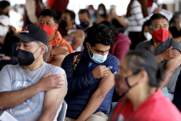 Comienza vacunación para mayores de 40 años de Puebla capital