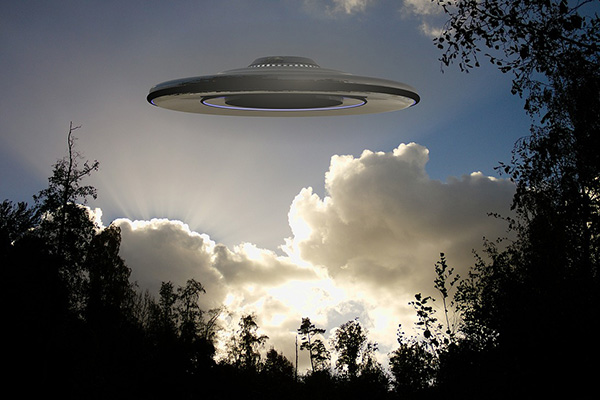 EU no puede explicar más de 140 ovnis y no descarta la posibilidad de extraterrestres