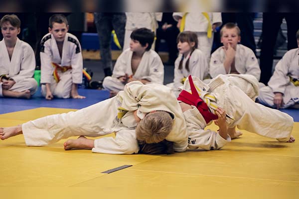 Niño de 7 años fallece tras dos meses en coma por golpes recibidos en clase de judo