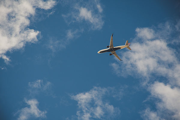 Un Boeing 737 de carga cae en el Océano Pacífico frente a Hawái