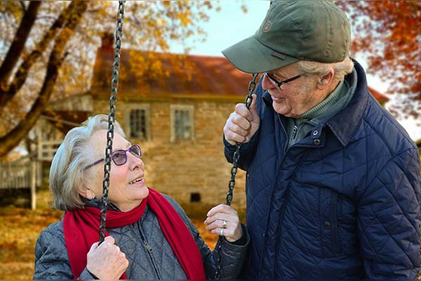 Esperanza de vida para la humanidad podría llegar a 135 años a finales de siglo