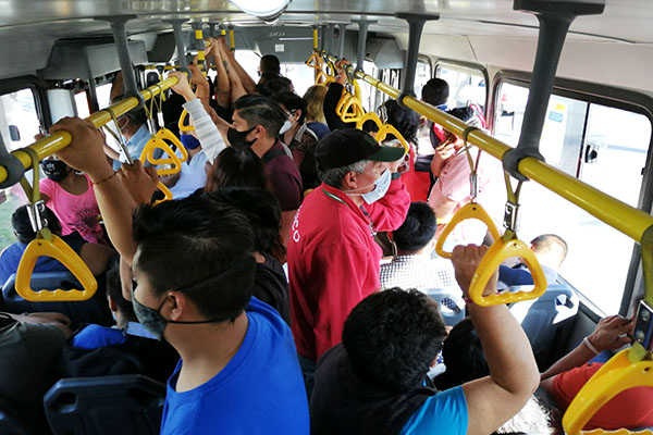 Transporte público, un preocupante foco de infección