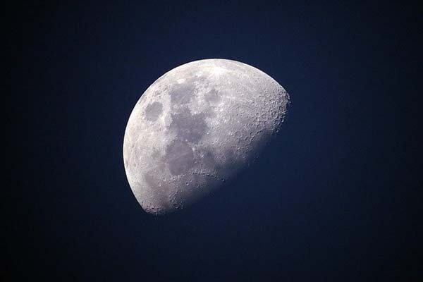 Muestras de la Luna tomadas por China podrían reescribir la historia del sistema solar