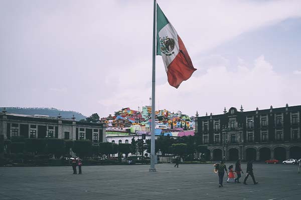 Reforma garantiza que nacionalidad mexicana podrá ser “heredada” a perpetuidad