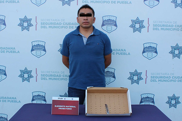 Hirió a su pareja e hijo con un cuchillo