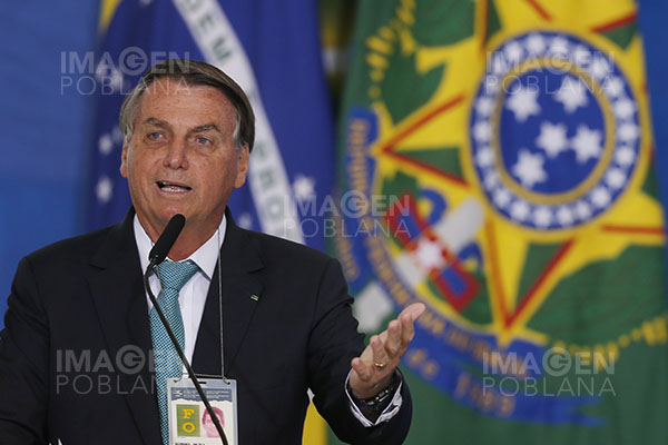 Presidente de Brasil promulga ley que autoriza privatización de Eletrobras