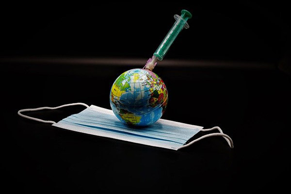 La OMS recomienda vacunar al menos 10% de la población mundial para septiembre