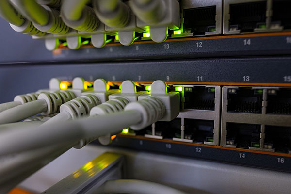 Más rápido que el viento: establecen nuevo récord de velocidad de internet
