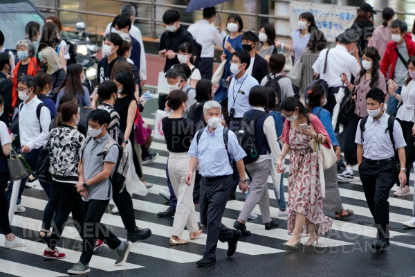 Tokio detecta nuevo máximo de contagios de COVID-19 a seis días de los Juegos Olímpicos