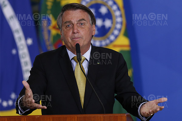 Bolsonaro recibe alta luego de cinco días de hospitalización por obstrucción intestinal