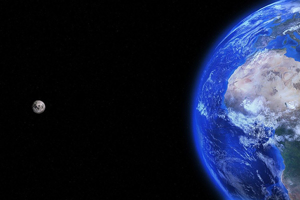 Hollywood se quedó corto: esto es lo que pasaría si la Luna estuviese más cerca de la Tierra