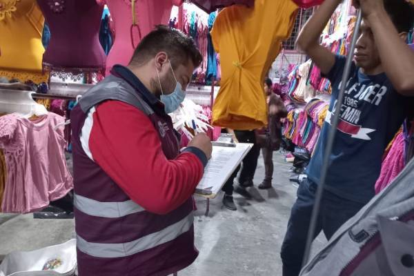 Ayuntamiento de Texmelucan verifica horarios en tianguis