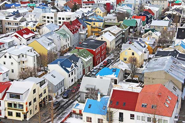 Islandia vence al COVID-19: sin infectados desde mayo y sin muertes desde finales de 2020
