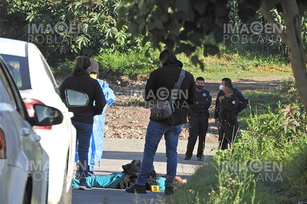 Asesinan a golpes y puñaladas a un hombre y dejan gravemente herido a otro