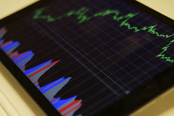 FMI mejora a casi 5% la previsión de crecimiento del PIB global en 2022