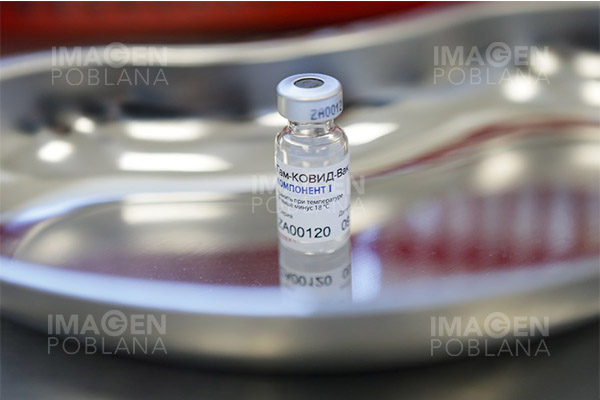 Estudios confirman la sinergia entre vacunas AstraZeneca y Sputnik V