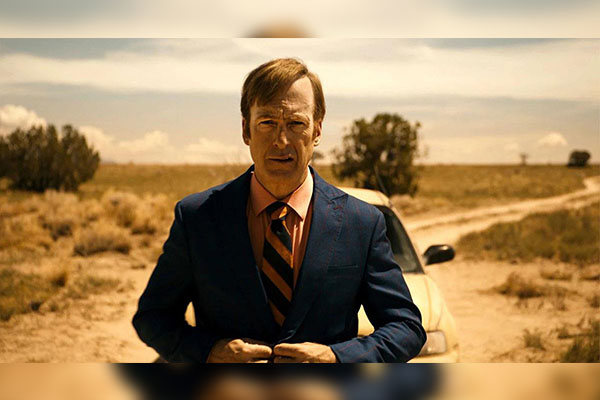 Bob Odenkirk reaparece en Twitter tras recuperarse de un infarto y promete que regresará