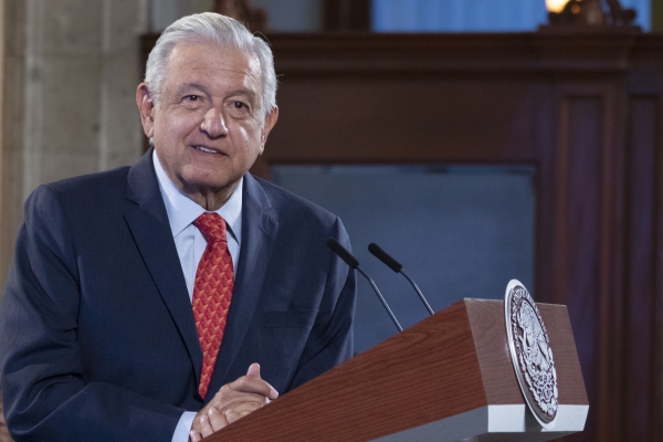 AMLO a la oposición: “Agrúpense para que me vaya”