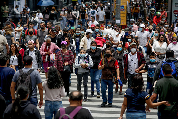 AMLO rechaza aumento de pobreza; dice que tiene otros datos