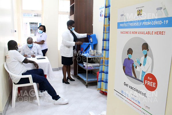 CDC de África: Casos de COVID-19 en África superan 6.96 millones