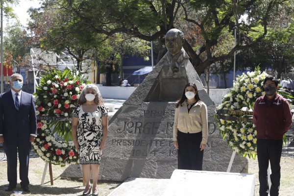 Recuerdan legado de Jorge Murad en su 35 aniversario luctuoso