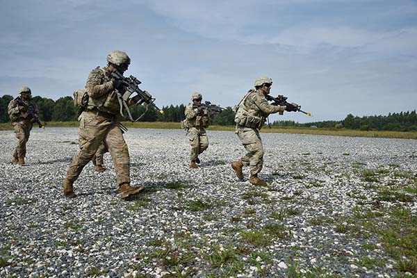 Estados Unidos obligará al ejército a vacunarse ante el avance de la variante delta