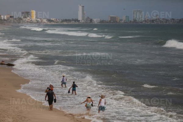 Huracán Linda se intensifica a categoría 3 en el Pacífico mexicano