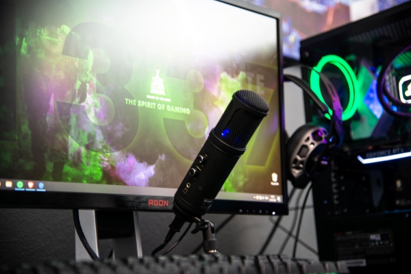 Jugador del Puebla se une a la tendencia y debuta como gamer en Twitch
