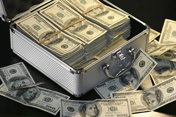 ¿Es feliz quien más dinero tiene? Los expertos responden a esta pregunta
