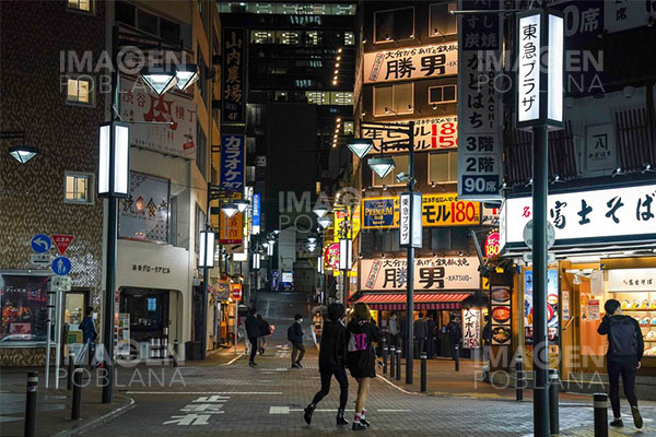 Tokio registra más de 125,000 nuevos casos de COVID-19 en agosto, casi el triple de julio