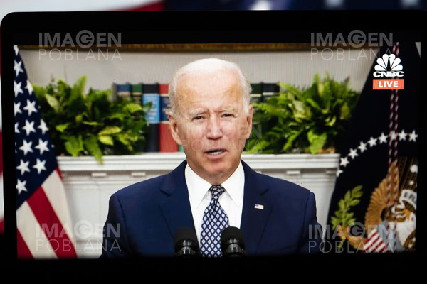 Biden anuncia fin de estrategia de "construcción nacional" con retirada de Afganistán