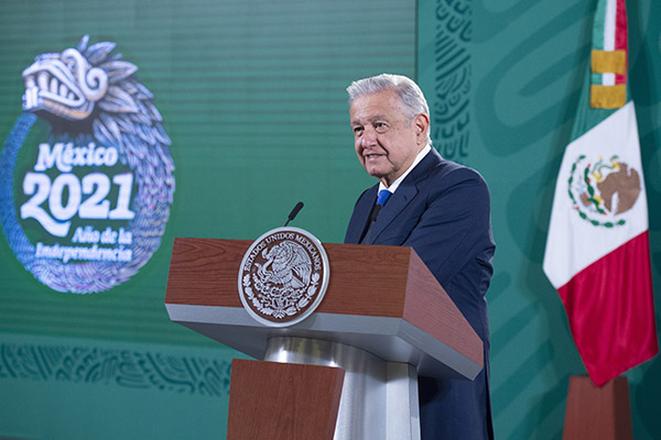AMLO busca reducir al máximo el financiamiento federal de los partidos