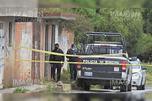 Abandonan cadáver dentro de una obra negra