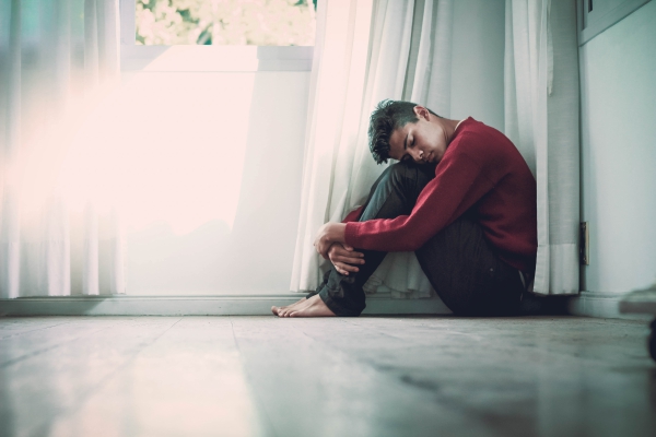 Apoyo de salud mental, necesario para trabajadores de primera línea contra el COVID-19