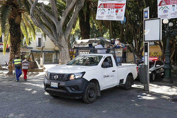 Sujetos roban camioneta a trabajadores del Ayuntamiento