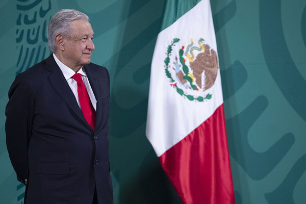 AMLO sobre líder de VOX: "Las puertas están abiertas, Abascal es bienvenido en México"