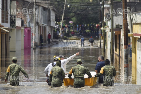 Son ya 17 los muertos por inundación en hospital de Tula; AMLO lamenta fallecimientos