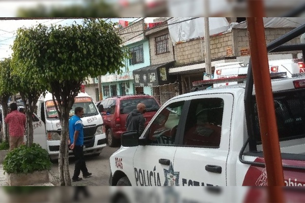 Vendedor de huevo es asaltado y baleado en el transporte público