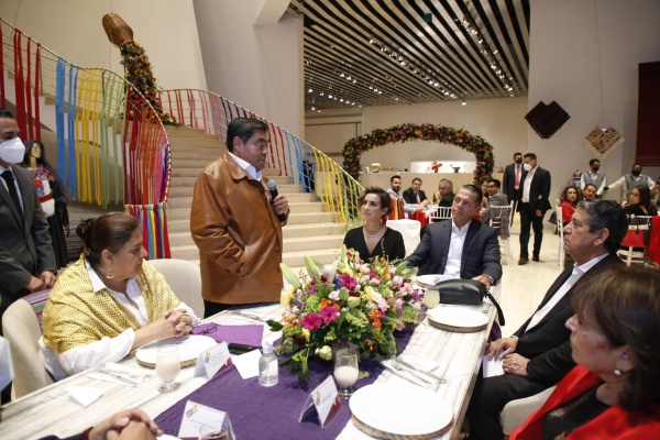 En el SEDIF hay activismo social, no política, resalta Miguel Barbosa Huerta