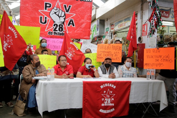 Locatarios de Amalucan buscarán a AMLO para evitar obra
