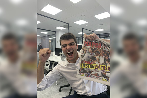 Corrido y multado, aficionado que abrazó a jugador del Real Madrid